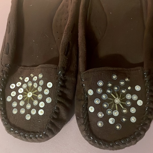 New “suede” moccasins by GAP worn 1-2 times inside and once outside. Cute/comfy - Picture 2 of 5